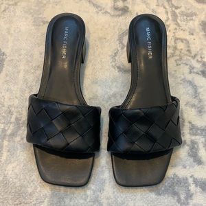 Marc Fisher Casara Slide Sandal, size 7.5”